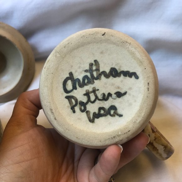 Chatham Pottery Vintage Flower and Pine Creamer and Sugar set - Picture 9 of 11